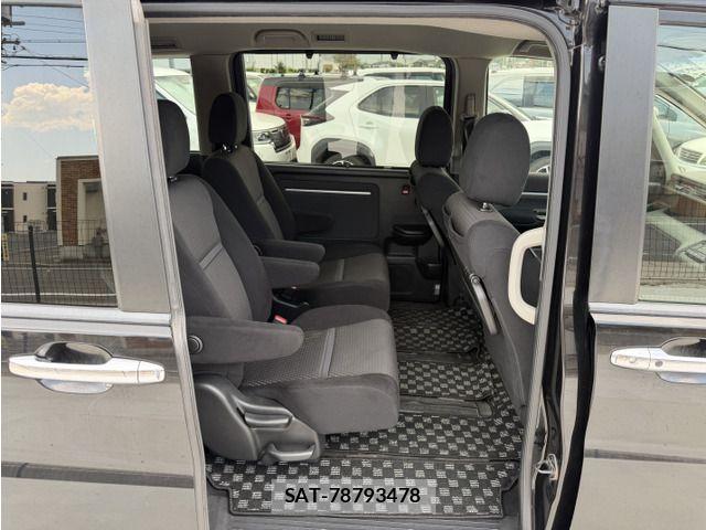 Honda STEP WGN 2015-11 8458518-12