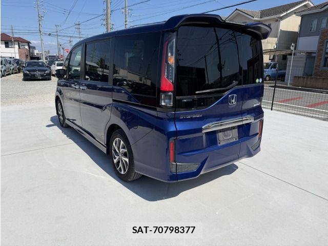 Honda STEP WGN 2018-01 8458513-5