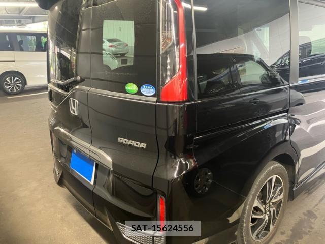 Honda STEP WGN 2017-03 8458525-9