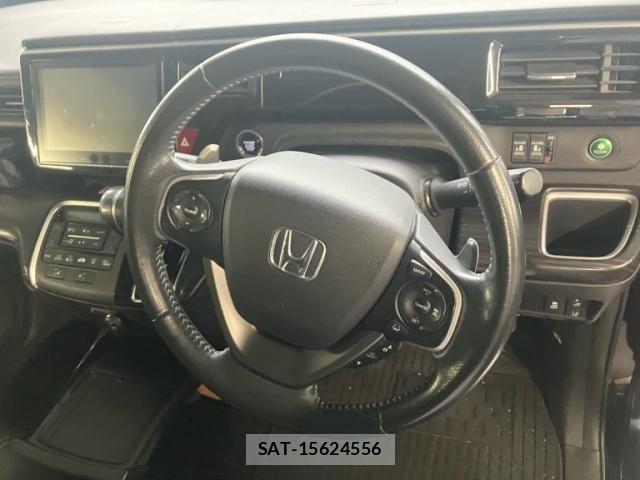 Honda STEP WGN 2017-03 8458525-17