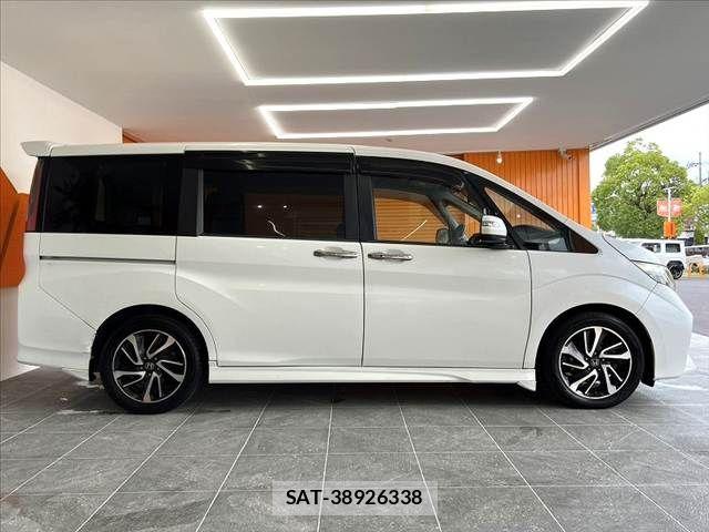 Honda STEP WGN 2015-05 8458520-11
