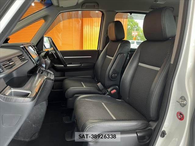 Honda STEP WGN 2015-05 8458520-16