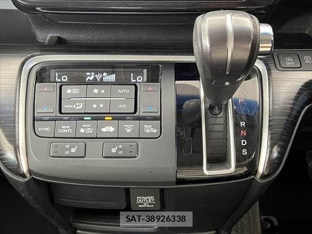 Honda STEP WGN 2015-05 8458520-22
