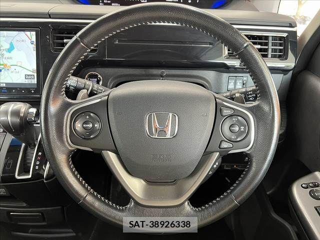 Honda STEP WGN 2015-05 8458520-24