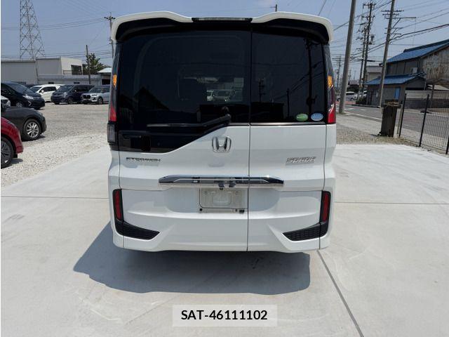 Honda STEP WGN 2015-10 8458519-9
