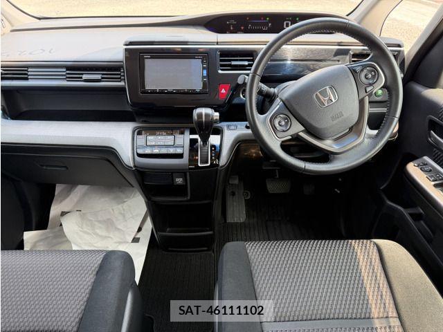Honda STEP WGN 2015-10 8458519-10