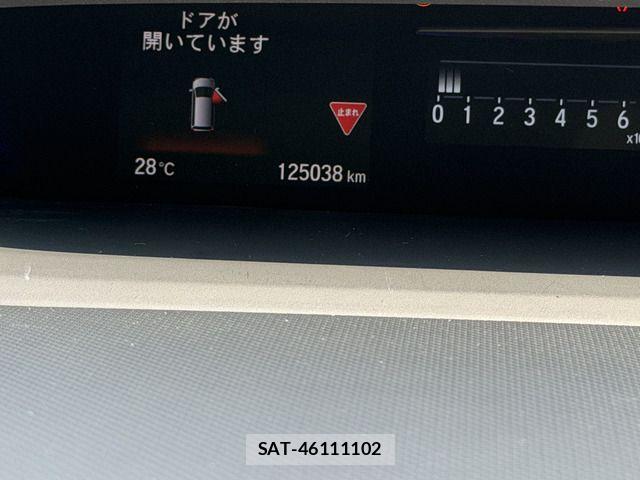 Honda STEP WGN 2015-10 8458519-11