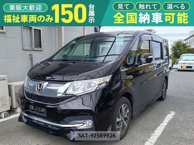 Honda STEP WGN 2017-08 8486119-1