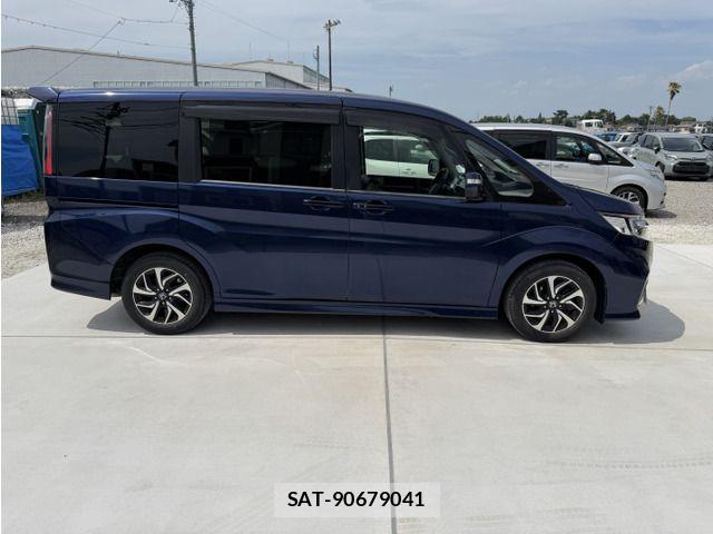 Honda STEP WGN 2018-09 8486118-7