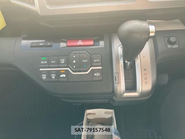 Honda STEP WGN 2011-08 8486120-18