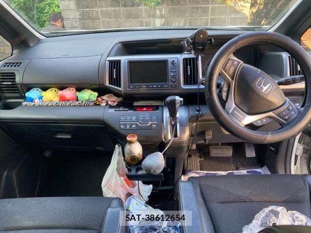 Honda STEP WGN 2013-10 8486121-14