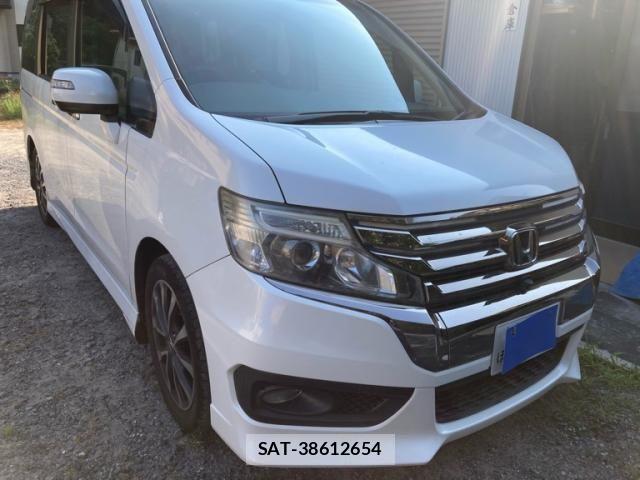 Honda STEP WGN 2013-10 8486121-1
