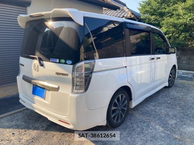 Honda STEP WGN 2013-10 8486121-3