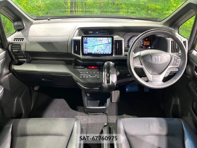 Honda STEP WGN 2012-05 8527529-1