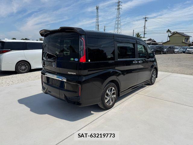 Honda STEP WGN 2017-08 8527527-1