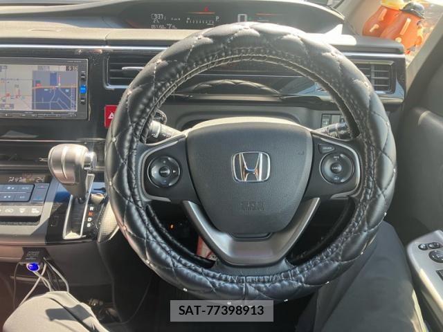 Honda STEP WGN 2016-02 8527528-16