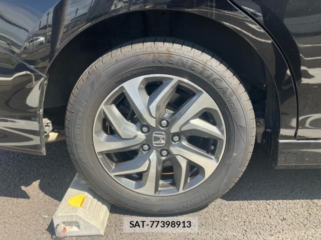 Honda STEP WGN 2016-02 8527528-6