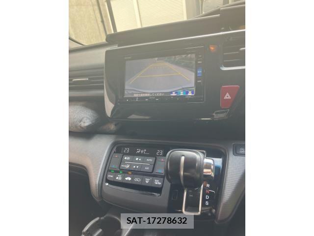 Honda STEP WGN 2016-05 8563654-18