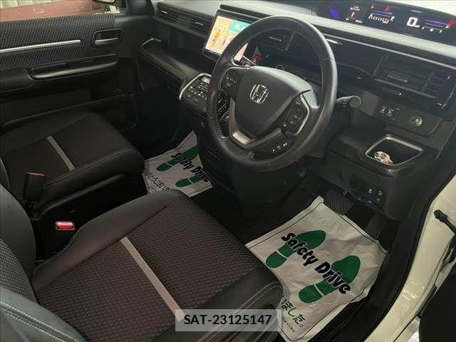 Honda STEP WGN 2015-04 8563650-10