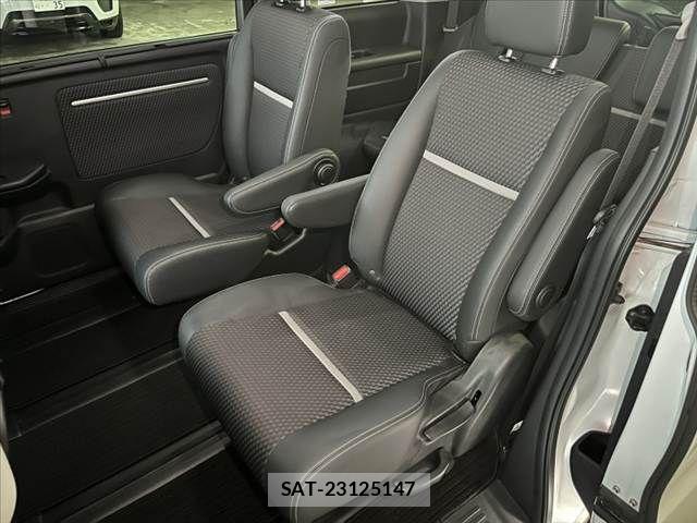 Honda STEP WGN 2015-04 8563650-13