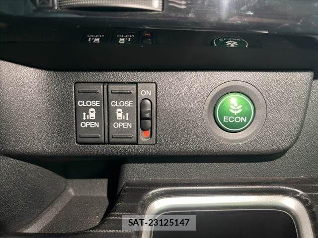 Honda STEP WGN 2015-04 8563650-29