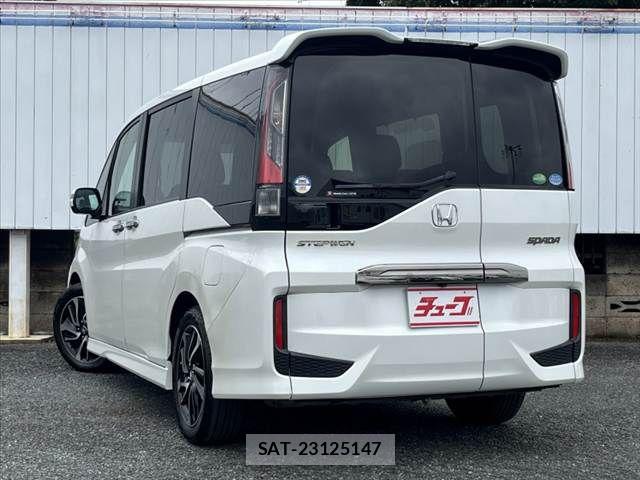 Honda STEP WGN 2015-04 8563650-8
