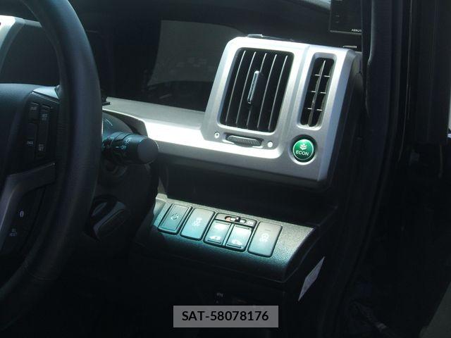 Honda STEP WGN 2015-03 8563658-8