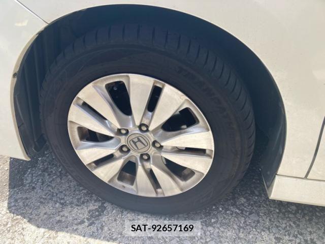 Honda STEP WGN 2010-04 8563663-9