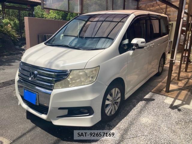 Honda STEP WGN 2010-04 8563663-1