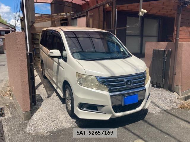 Honda STEP WGN 2010-04 8563663-2