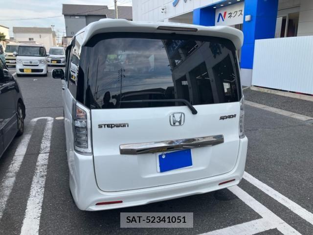 Honda STEP WGN 2014-02 8563659-5