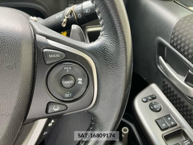 Honda STEP WGN 2017-12 8563649-16