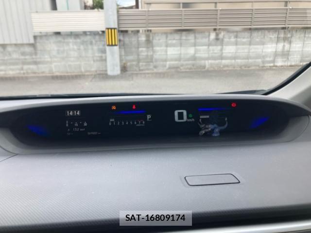 Honda STEP WGN 2017-12 8563649-18