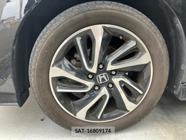 Honda STEP WGN 2017-12 8563649-3