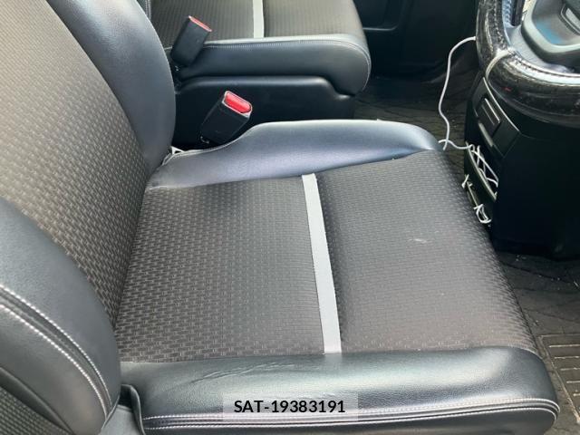 Honda STEP WGN 2021-02 8563646-17