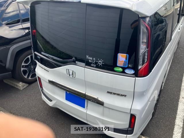 Honda STEP WGN 2021-02 8563646-3