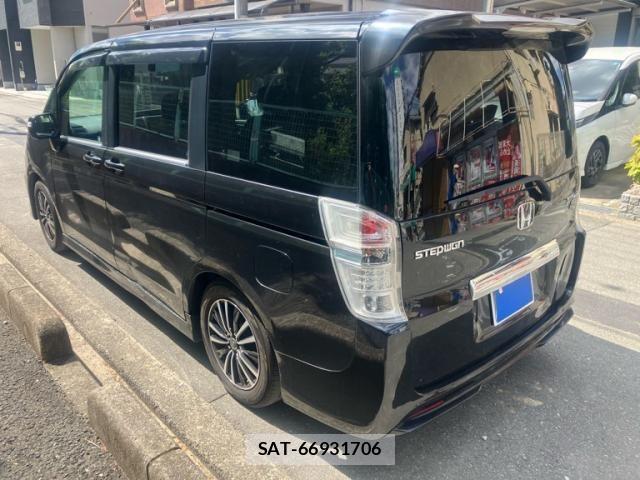 Honda STEP WGN 2010-10 8563662-4