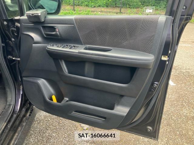 Honda STEP WGN 2010-05 8563661-12