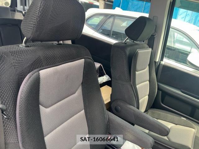 Honda STEP WGN 2010-05 8563661-14