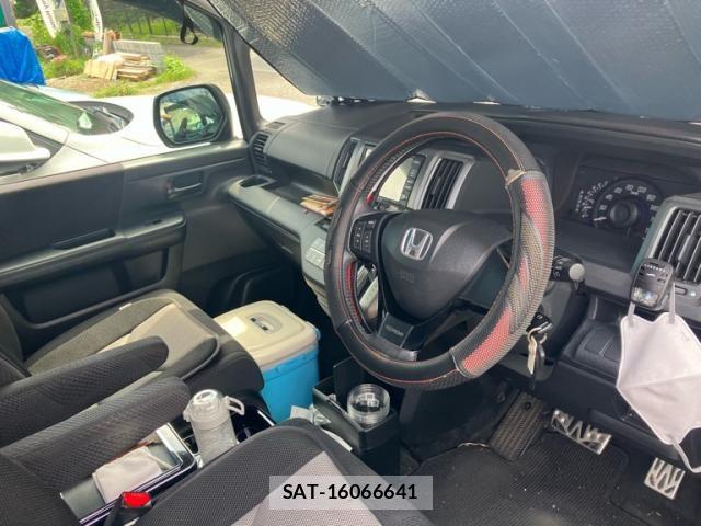 Honda STEP WGN 2010-05 8563661-15