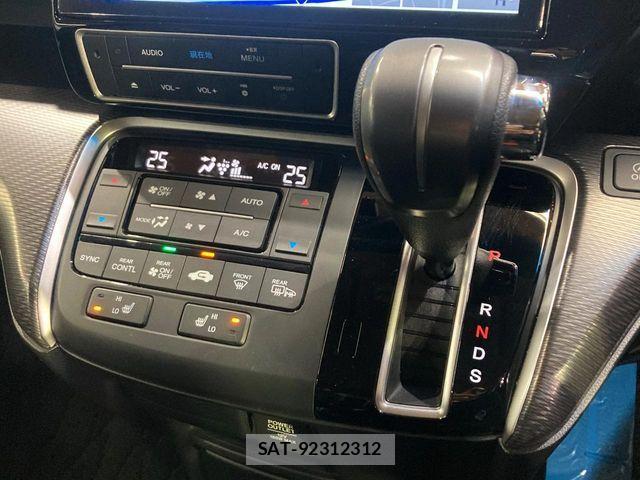 Honda STEP WGN 2019-02 8563645-6