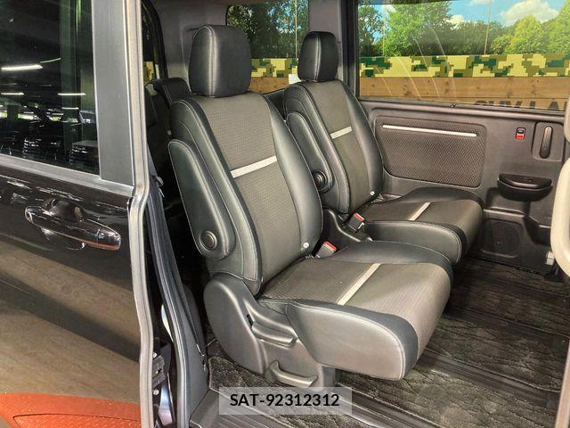 Honda STEP WGN 2019-02 8563645-8