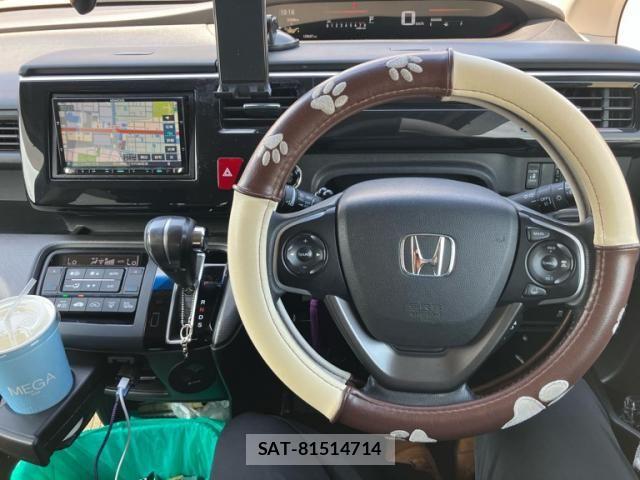 Honda STEP WGN 2015-11 8563653-19