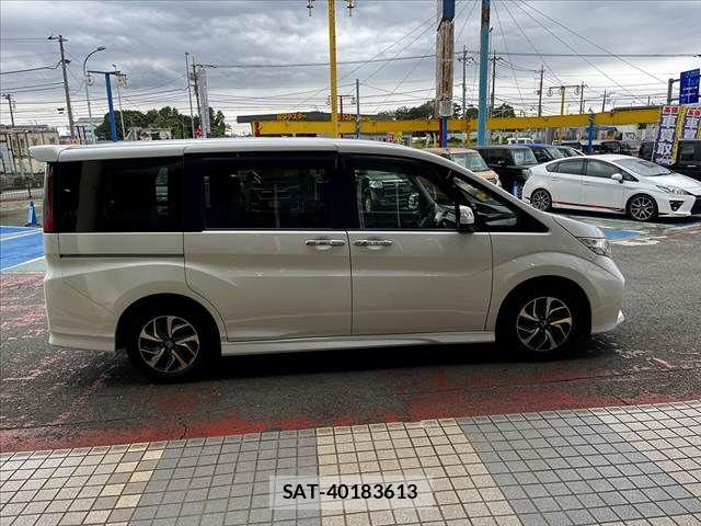 Honda STEP WGN 2015-06 8629092-5