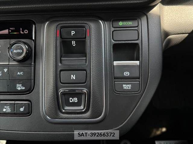 Honda STEP WGN 2023-09 8629087-25