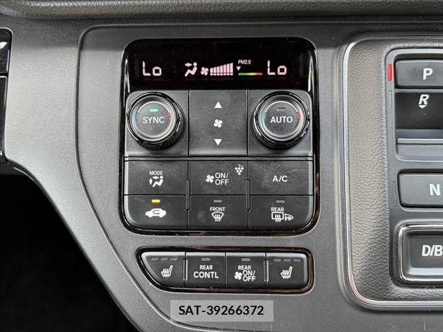 Honda STEP WGN 2023-09 8629087-26