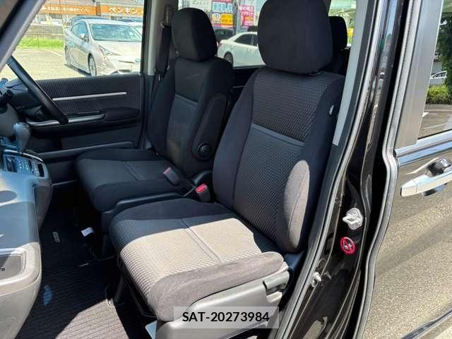 Honda STEP WGN 2015-06 8629093-11