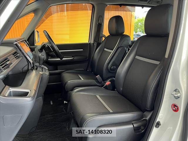 Honda STEP WGN 2022-01 8661744-16