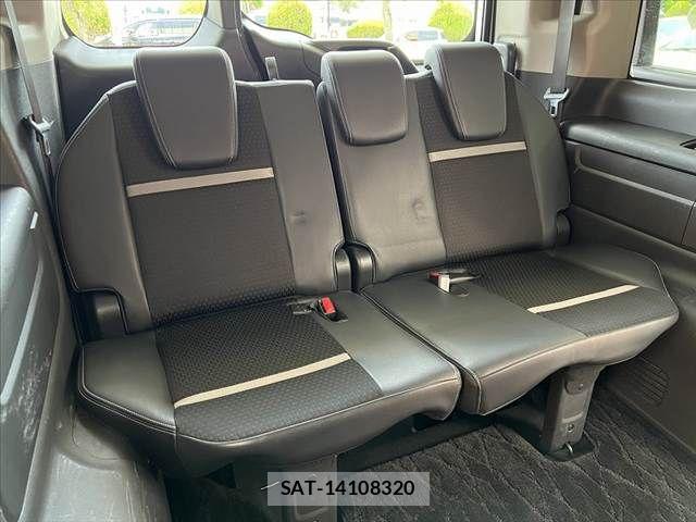 Honda STEP WGN 2022-01 8661744-19