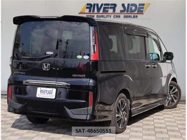 Honda STEP WGN 2016-06 8661758-1